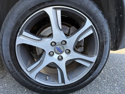 2015 Volvo XC70 T6 Premier Plus