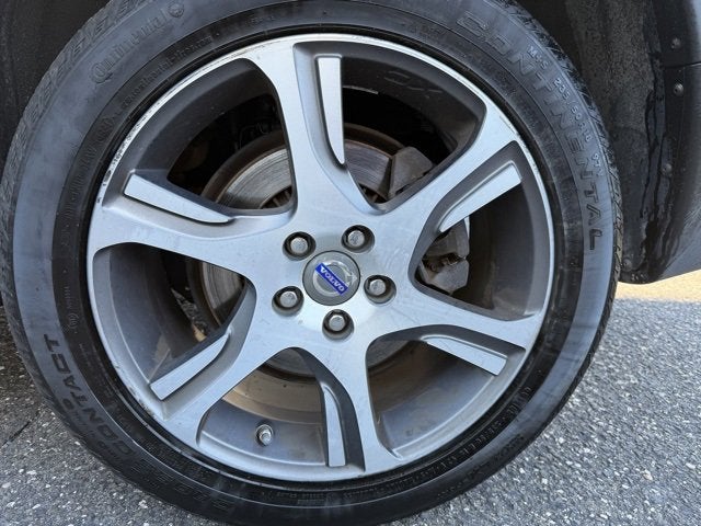 2015 Volvo XC70 T6 Premier Plus