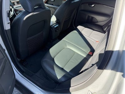 2015 Volvo XC70 T6 Premier Plus