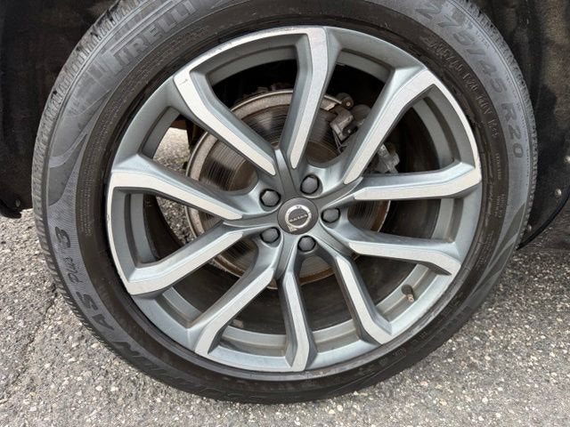 2019 Volvo XC90 Momentum