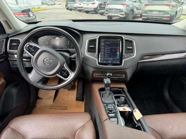 2019 Volvo XC90 Momentum
