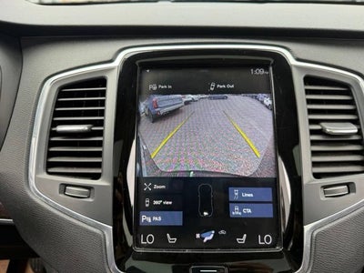 2019 Volvo XC90 Momentum