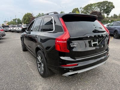 2019 Volvo XC90 Momentum