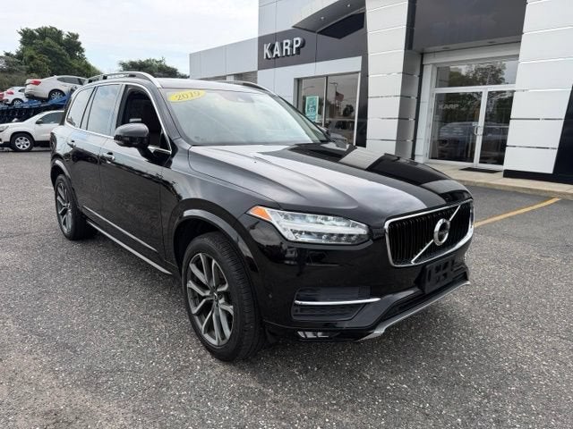 2019 Volvo XC90 Momentum