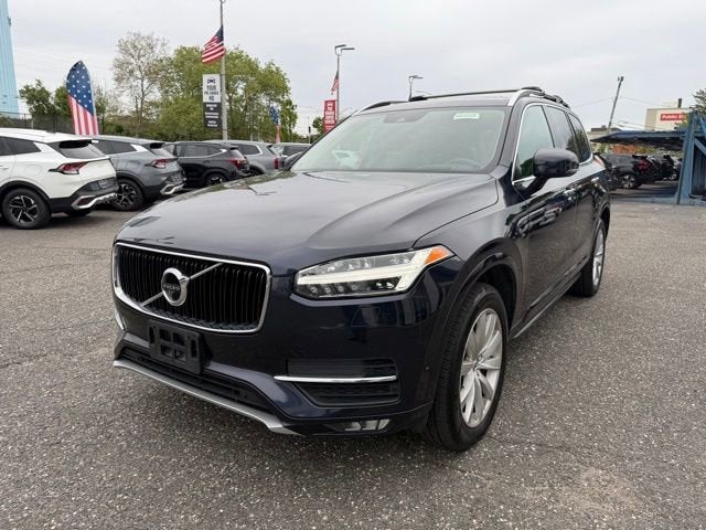 2019 Volvo XC90 Momentum