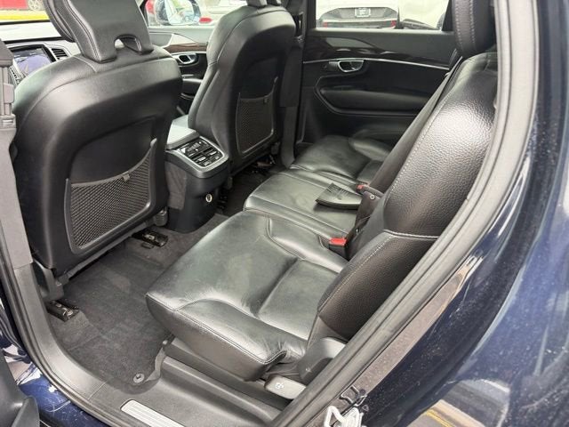 2019 Volvo XC90 Momentum