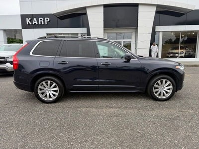 2019 Volvo XC90 Momentum