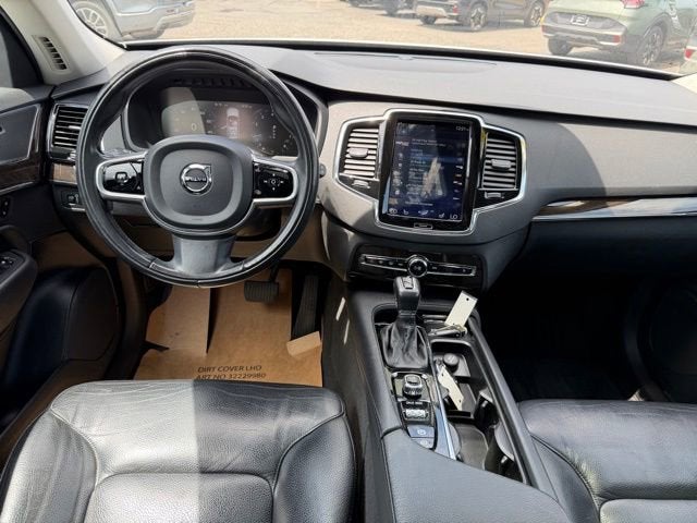 2018 Volvo XC90 Momentum