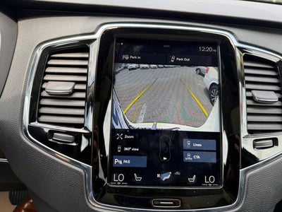 2018 Volvo XC90 Momentum