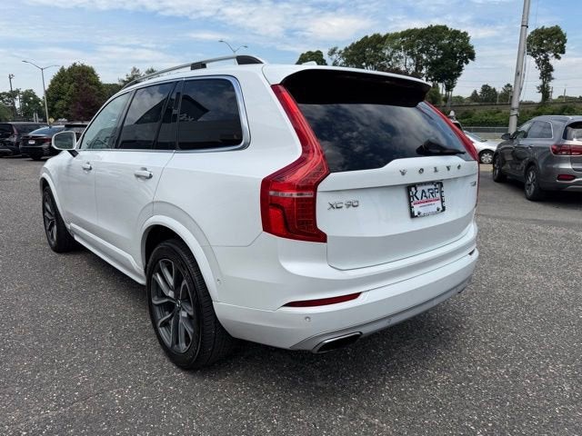2018 Volvo XC90 Momentum