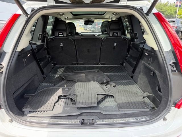 2018 Volvo XC90 Momentum