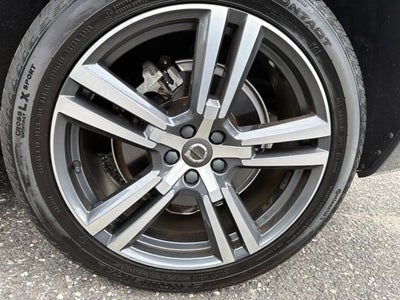 2019 Volvo XC60 Momentum