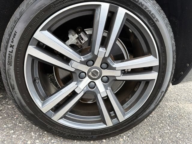 2019 Volvo XC60 Momentum