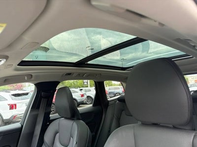 2019 Volvo XC60 Momentum