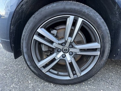 2020 Volvo XC60 Momentum