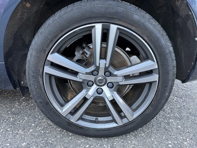 2020 Volvo XC60 Momentum