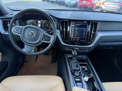 2020 Volvo XC60 Momentum