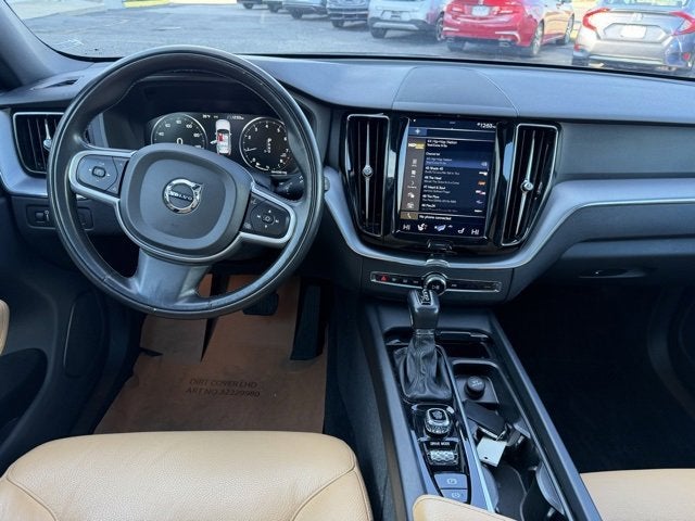 2020 Volvo XC60 Momentum