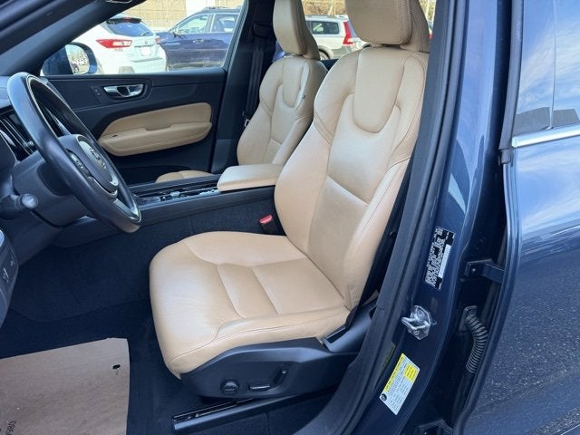 2020 Volvo XC60 Momentum