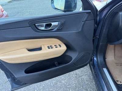2020 Volvo XC60 Momentum