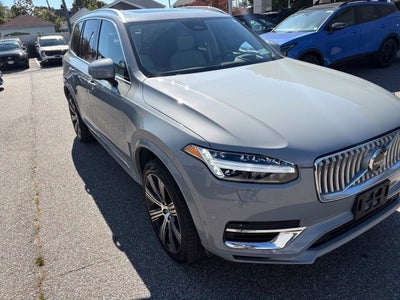 2025 Volvo XC90 Plug-In Hybrid Ultra
