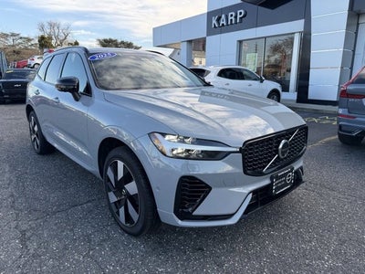 2025 Volvo XC60 Plug-In Hybrid Plus