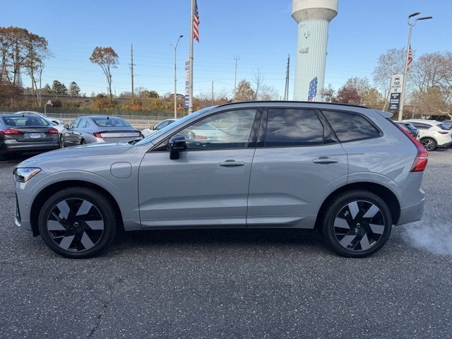 2025 Volvo XC60 Plug-In Hybrid Plus