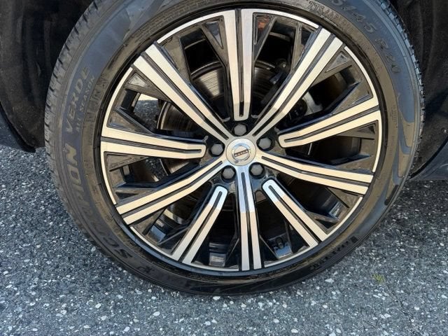 2024 Volvo XC90 Core Bright Theme