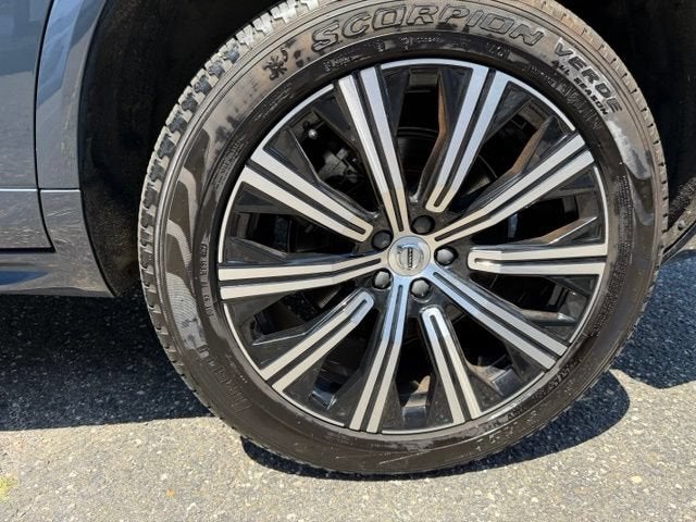 2024 Volvo XC90 Core Bright Theme