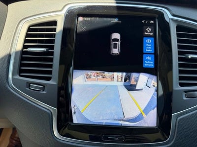 2024 Volvo XC90 Core Bright Theme