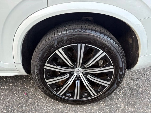 2024 Volvo XC90 Core Bright Theme