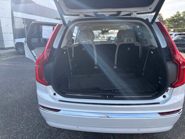2024 Volvo XC90 Core Bright Theme