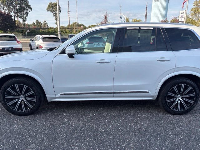 2024 Volvo XC90 Core Bright Theme
