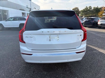 2024 Volvo XC90 Core Bright Theme