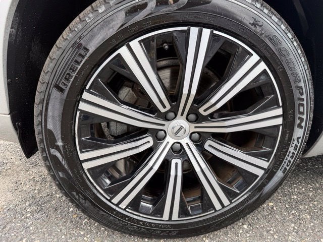 2024 Volvo XC90 Core Bright Theme