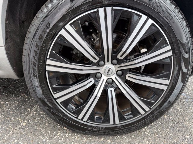 2024 Volvo XC90 Core Bright Theme