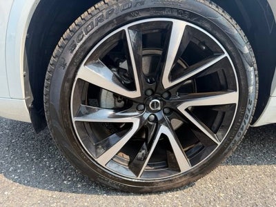 2023 Volvo XC90 Plus
