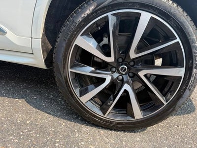 2023 Volvo XC90 Plus