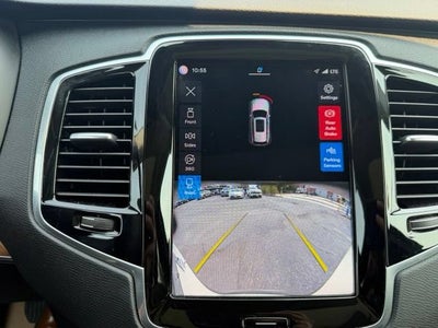 2023 Volvo XC90 Plus