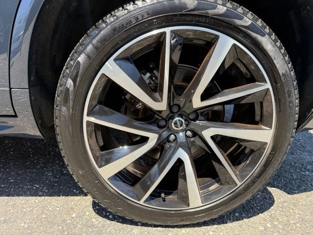2023 Volvo XC90 Plus