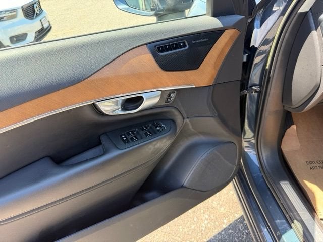 2023 Volvo XC90 Plus