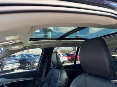 2023 Volvo XC90 Core