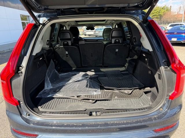 2023 Volvo XC90 Core