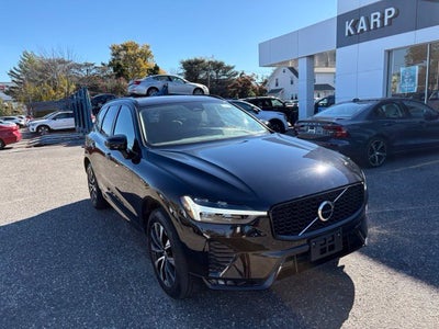 2024 Volvo XC60 Core Dark Theme