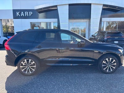 2024 Volvo XC60 Core Dark Theme