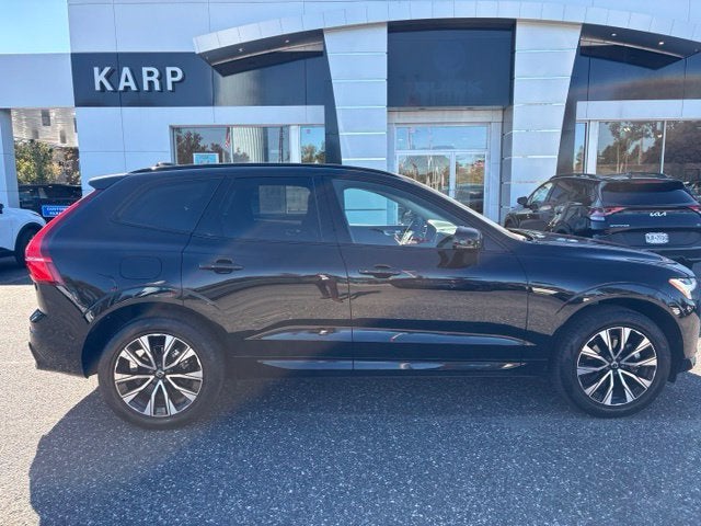 2024 Volvo XC60 Core Dark Theme