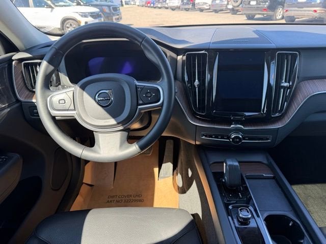 2022 Volvo XC60 Momentum