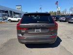 2022 Volvo XC60 Momentum