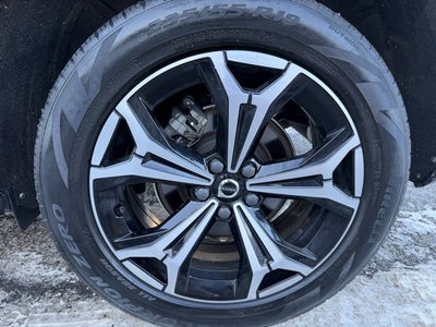 2022 Volvo XC60 Momentum