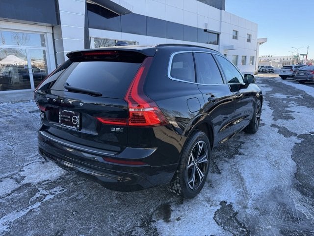 2022 Volvo XC60 Momentum